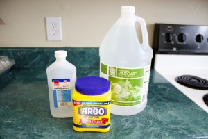 Homemade Glass Cleaner with Vinegar