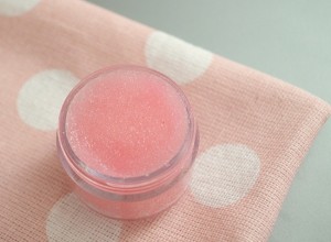 Homemade Scented Lip Scrub