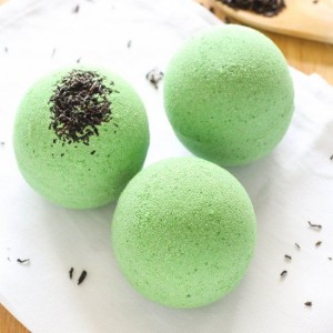 How to Make Green Tea Bath Bombs