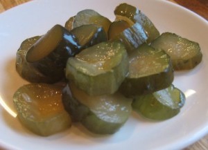 Quick Pickled Cucumbers Sweetened